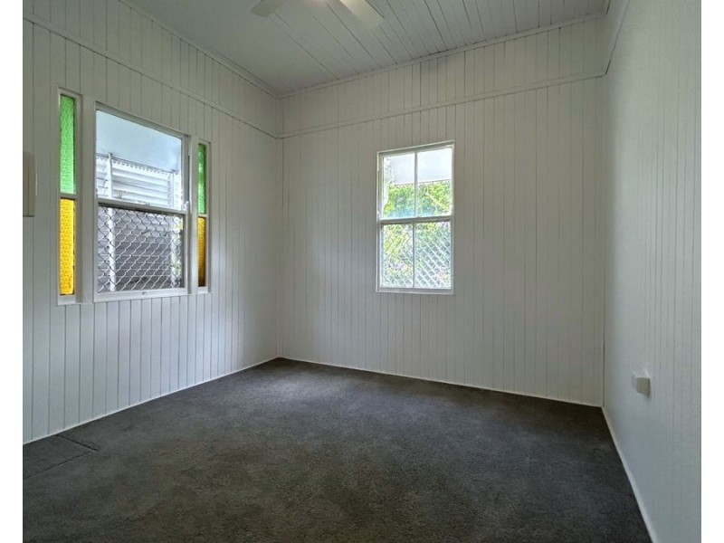 198 Ruthven Street, North Toowoomba QLD 4350