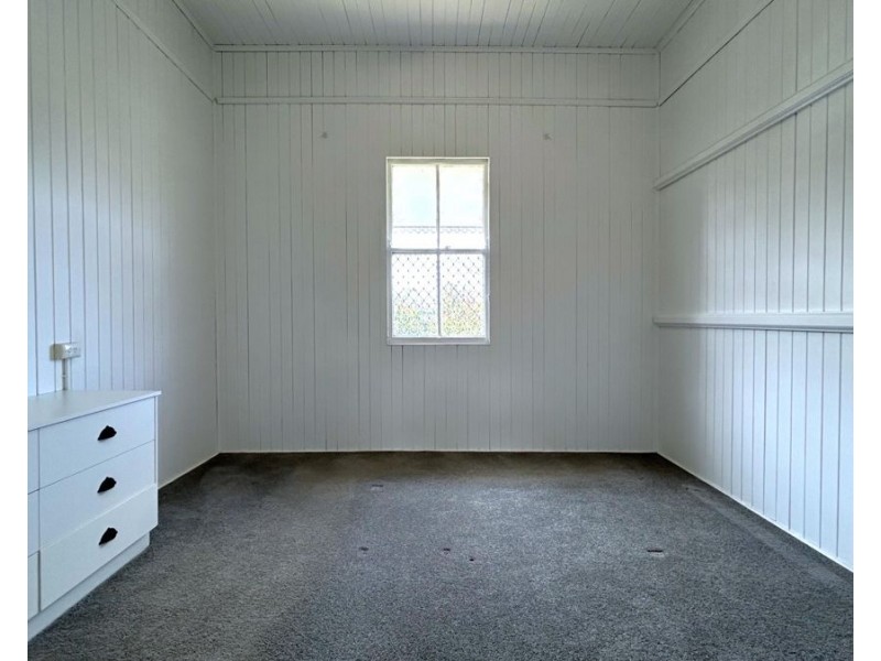 198 Ruthven Street, North Toowoomba QLD 4350