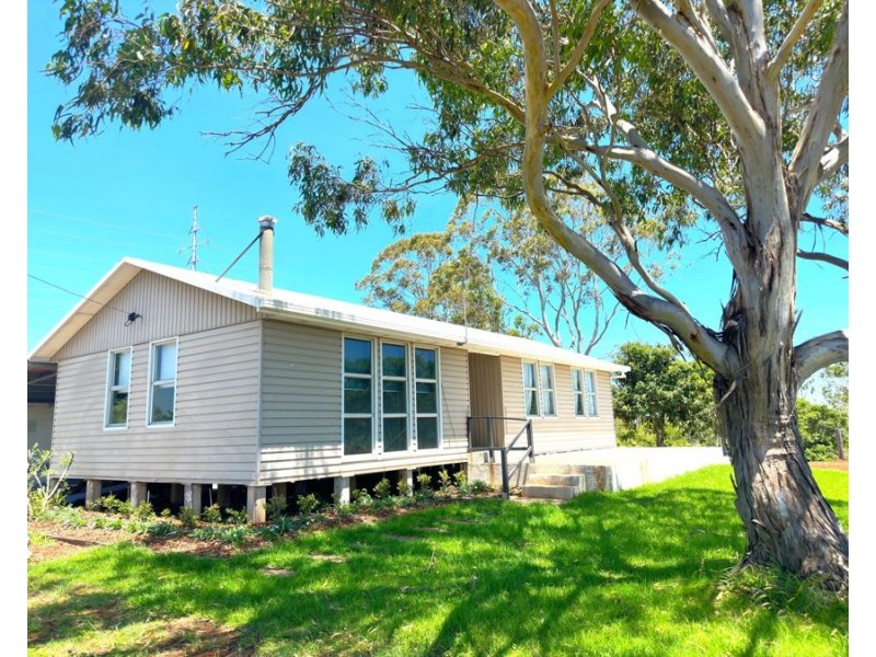 401 Preston Boundary Road, Preston QLD 4352