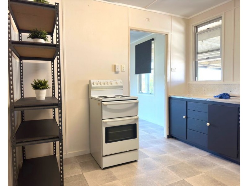 401 Preston Boundary Road, Preston QLD 4352