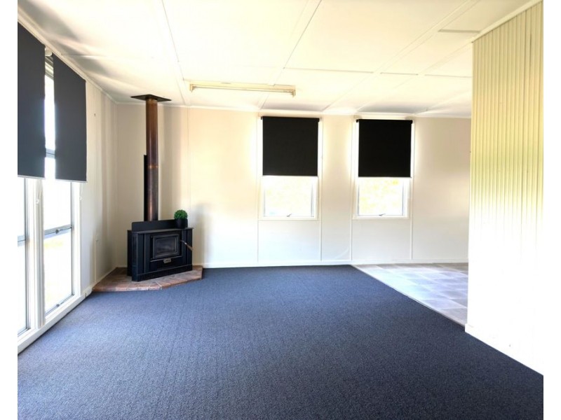 401 Preston Boundary Road, Preston QLD 4352