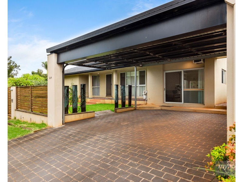 269 Mackenzie Street, Centenary Heights QLD 4350