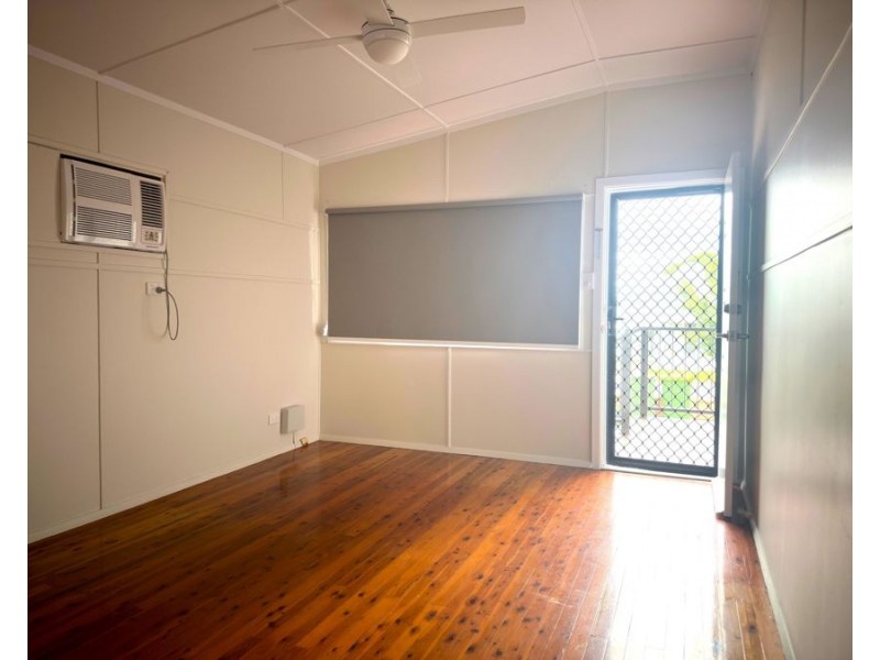 10 Grey Street, South Toowoomba QLD 4350