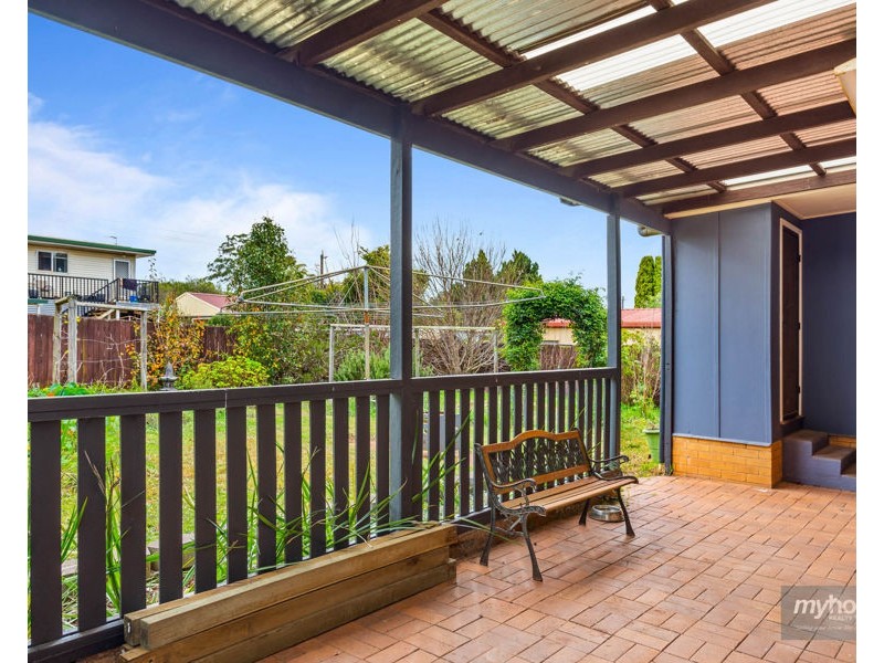 7 Kettle Street, Rockville QLD 4350