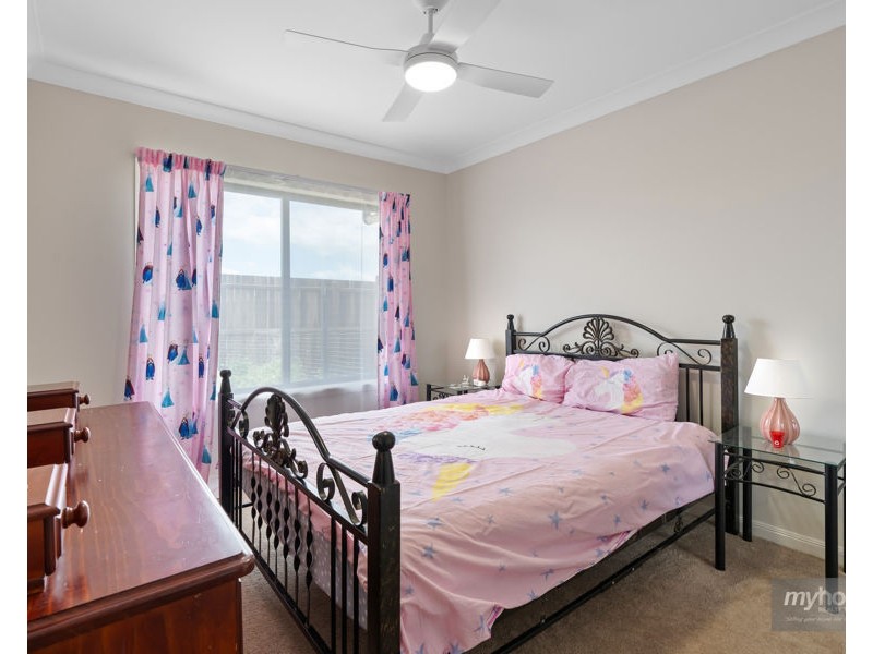 22 Fitzgerald Circuit, Wyreema QLD 4352