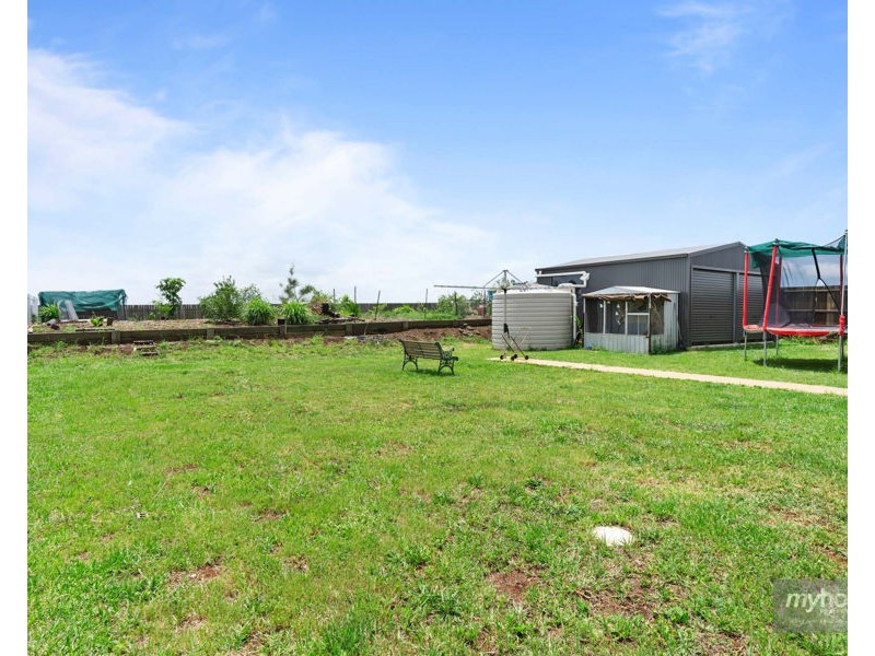 22 Fitzgerald Circuit, Wyreema QLD 4352