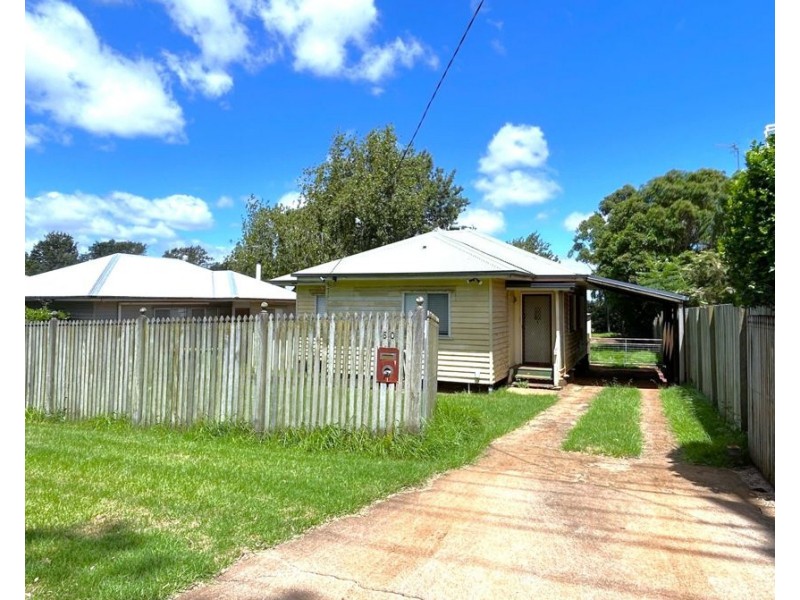 50 Rob Street, Newtown QLD 4350
