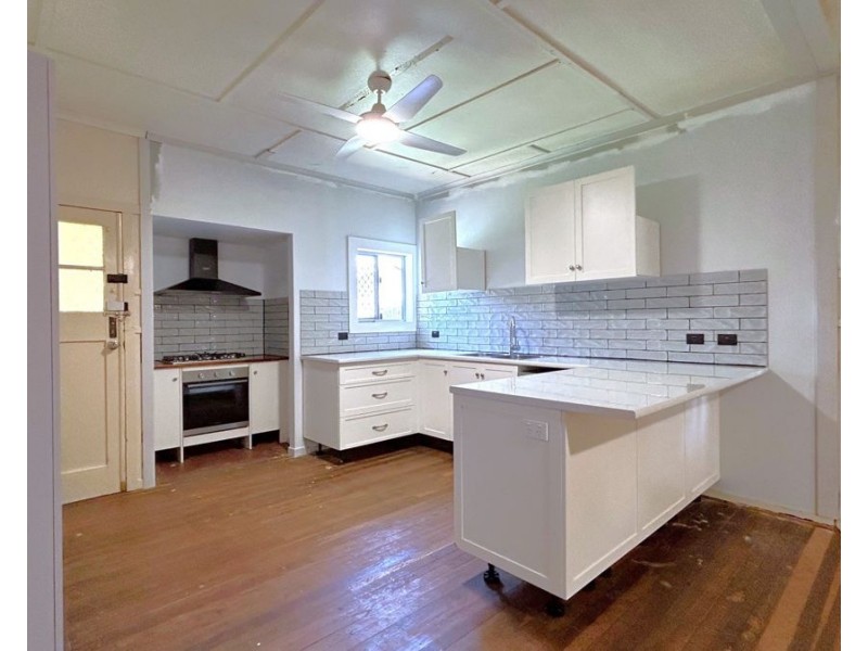 50 Rob Street, Newtown QLD 4350