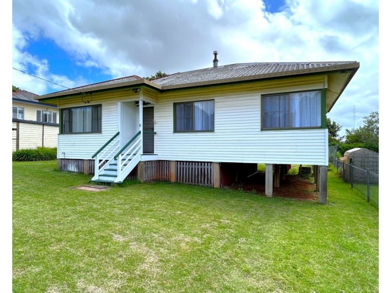 5 Dunkley Street, South Toowoomba QLD 4350