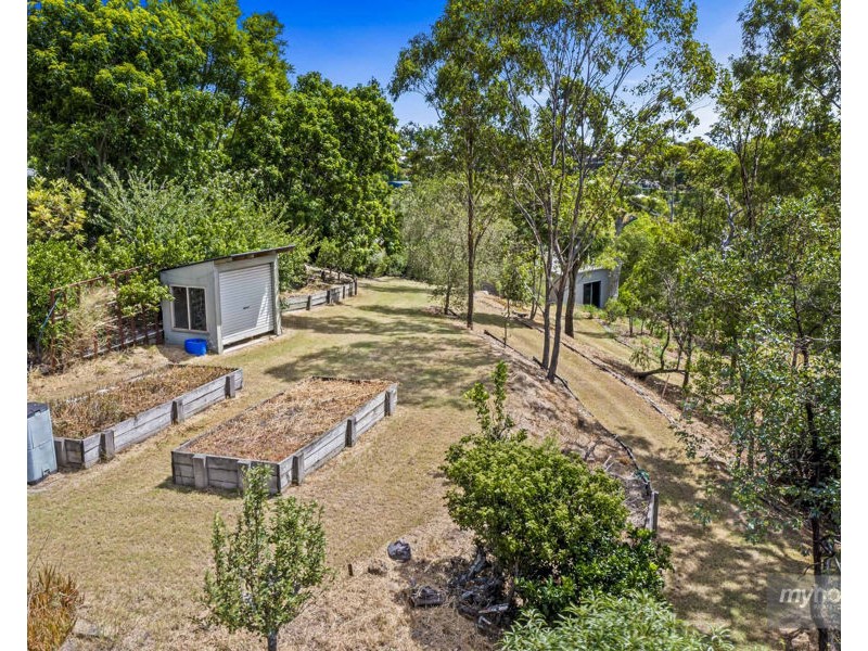 10 Clayton Court, Cotswold Hills QLD 4350
