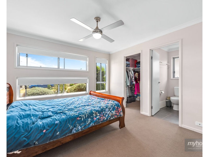 72 Sanctuary Drive, Cranley QLD 4350