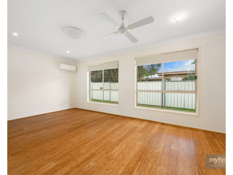 214 Spring Street, Middle Ridge QLD 4350