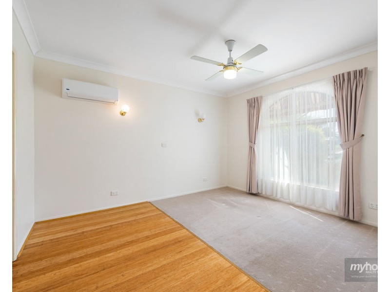 214 Spring Street, Middle Ridge QLD 4350