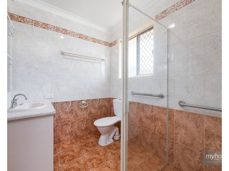 214 Spring Street, Middle Ridge QLD 4350