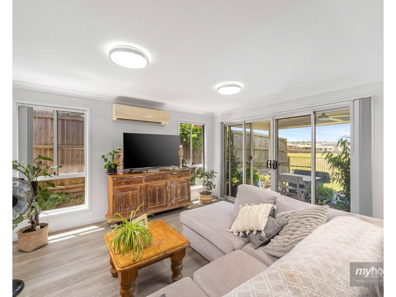 52 Alistair Street, Glenvale QLD 4350