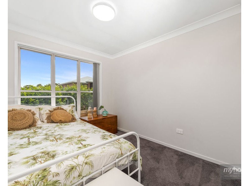 52 Alistair Street, Glenvale QLD 4350