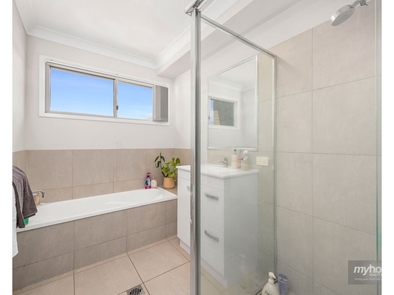 52 Alistair Street, Glenvale QLD 4350