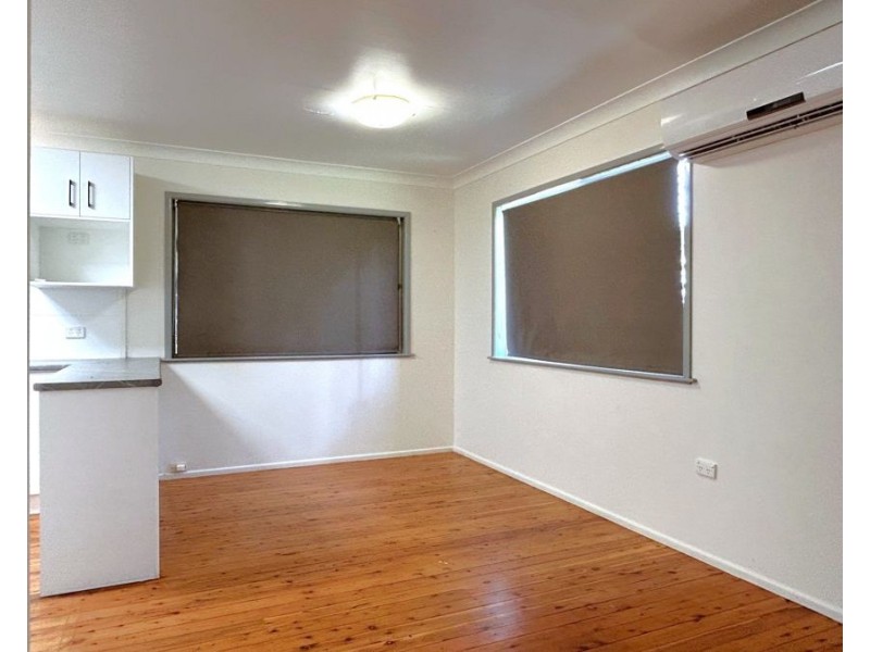 16 Leahy Street, Rockville QLD 4350