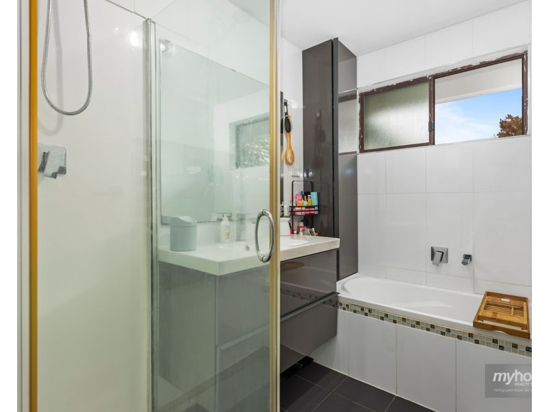 9 Hibiscus Drive, Centenary Heights QLD 4350