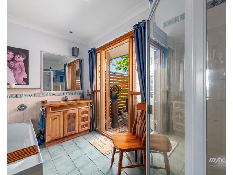 47 Berghofer Drive, Withcott QLD 4352