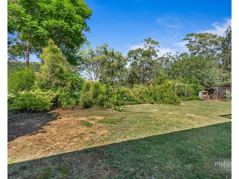 47 Berghofer Drive, Withcott QLD 4352