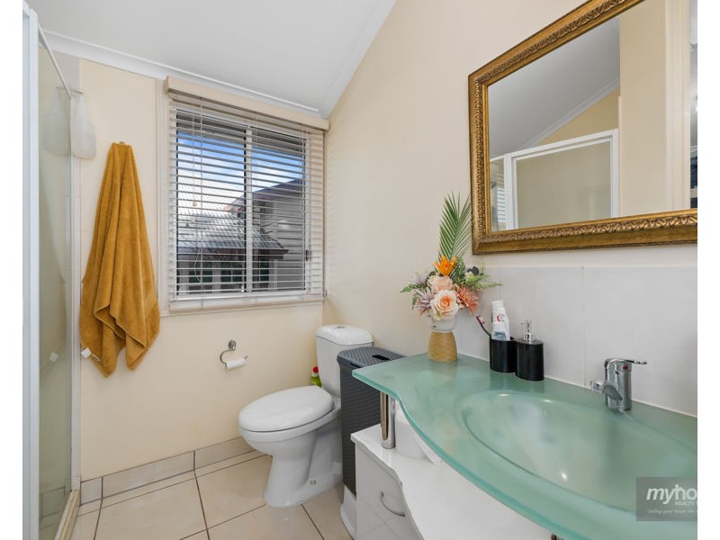 193 West Street, Harristown QLD 4350