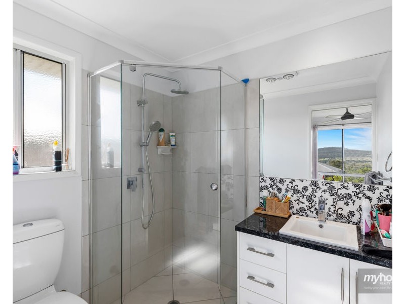 29 Alistair Street, Glenvale QLD 4350