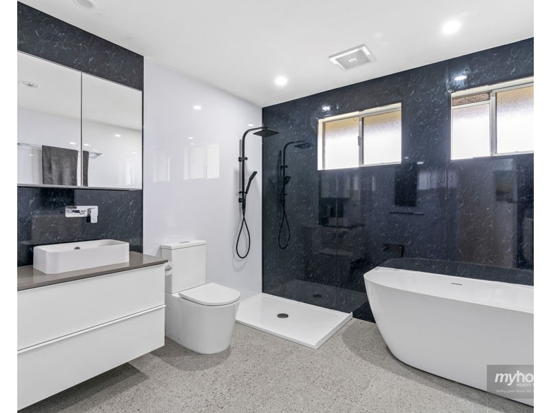 12 Ford Street, Rockville QLD 4350