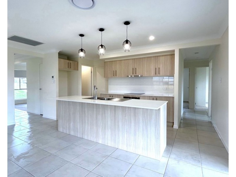 12 Jodie Louise Avenue, Cotswold Hills QLD 4350