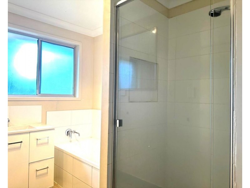 10 Jennifer Crescent, Darling Heights QLD 4350