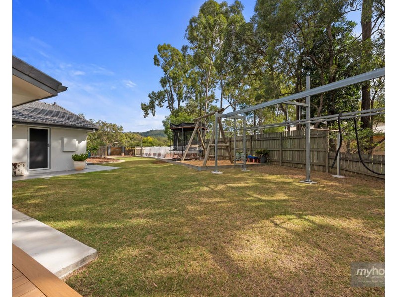 23 Gordon Crescent, Withcott QLD 4352