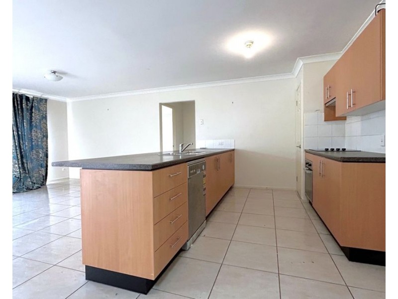 340a Tor Street, Newtown QLD 4350