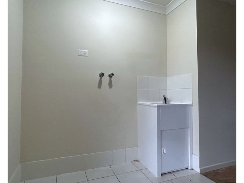 340a Tor Street, Newtown QLD 4350