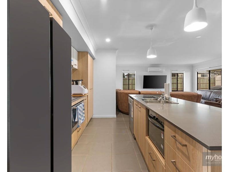 24 Trevatt Street, Westbrook QLD 4350