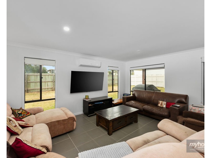 24 Trevatt Street, Westbrook QLD 4350
