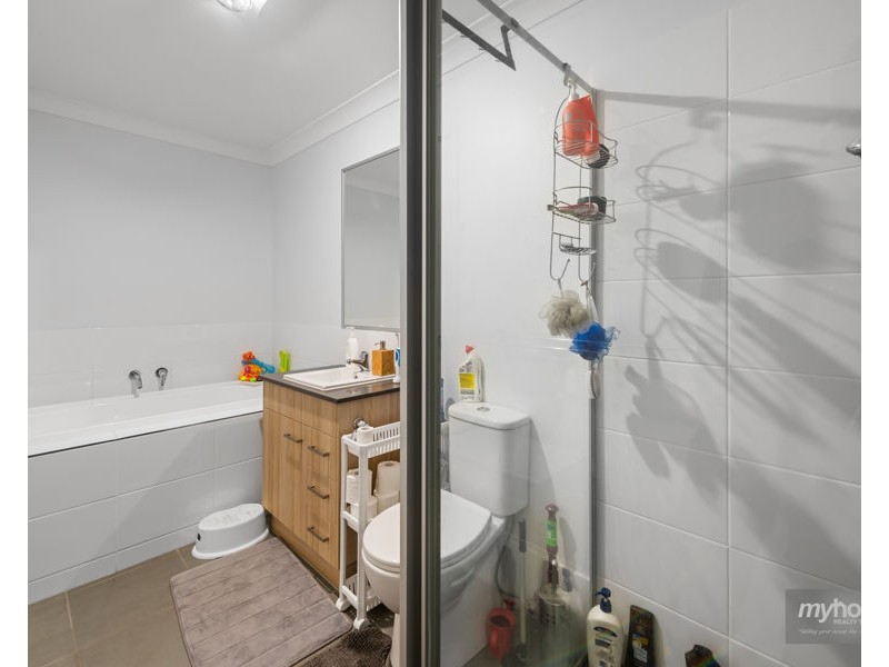 24 Trevatt Street, Westbrook QLD 4350