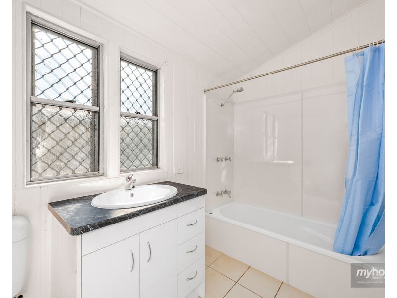712 Ruthven Street, South Toowoomba QLD 4350