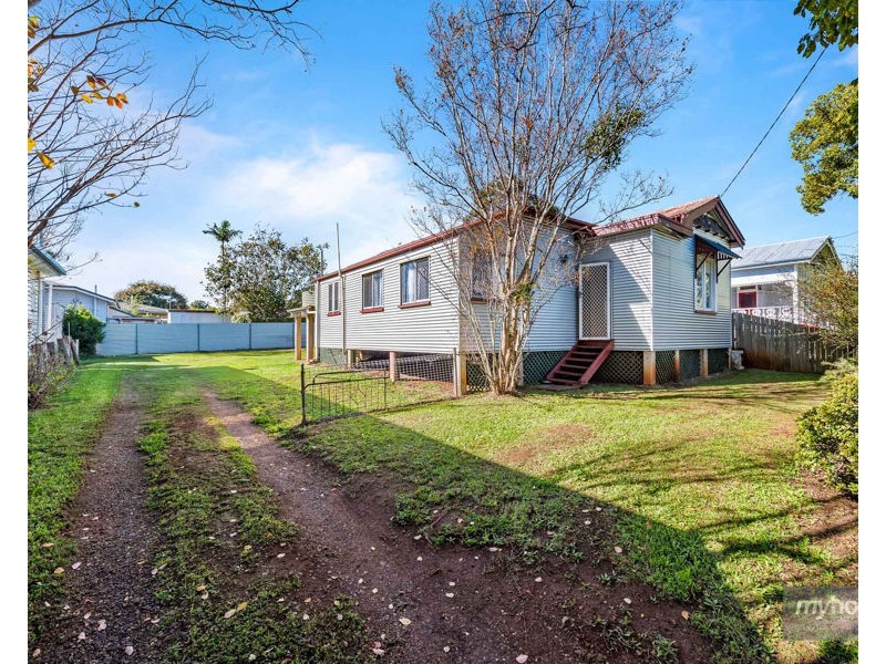 712 Ruthven Street, South Toowoomba QLD 4350