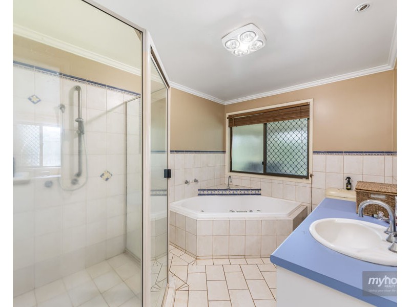 20 Goulds Road, Cabarlah QLD 4352