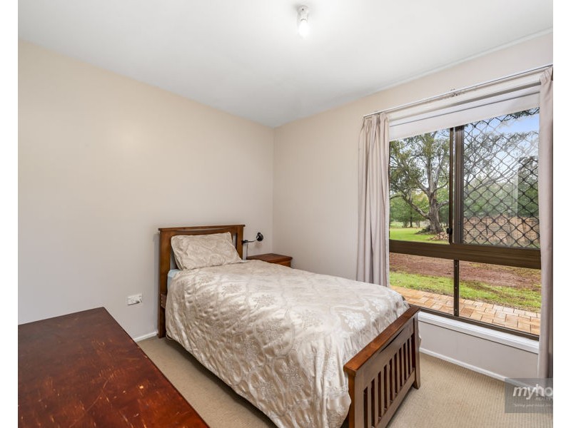 20 Goulds Road, Cabarlah QLD 4352