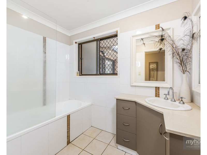 20 Goulds Road, Cabarlah QLD 4352