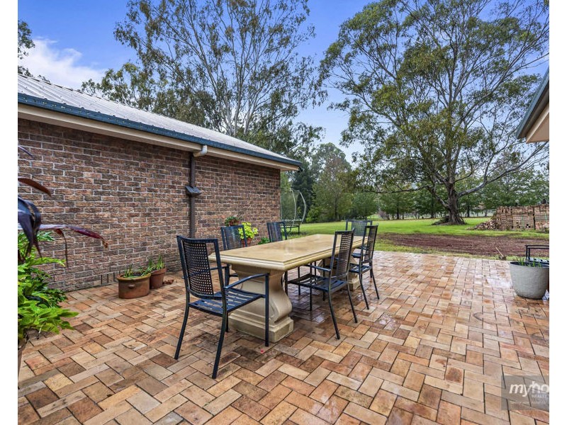 20 Goulds Road, Cabarlah QLD 4352