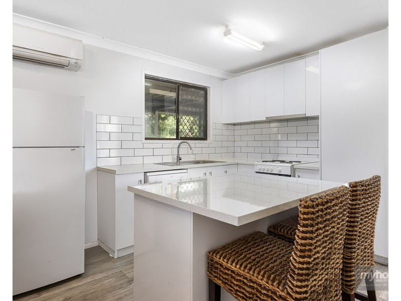 15 Creek Street, Cambooya QLD 4358