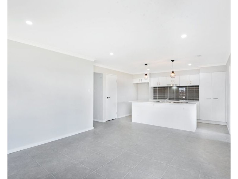 10 Trevatt Street, Westbrook QLD 4350