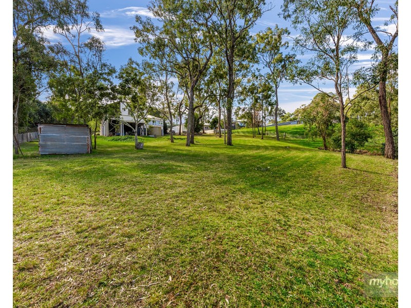 14 Phalaris Court, Meringandan West QLD 4352