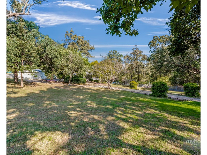 14 Phalaris Court, Meringandan West QLD 4352