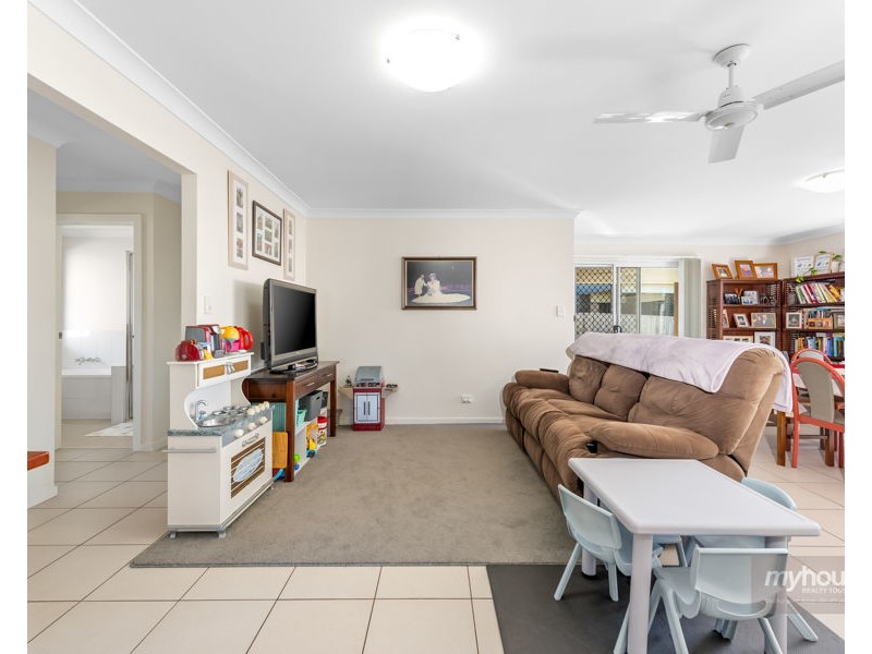 10 Lila Drive, Cotswold Hills QLD 4350