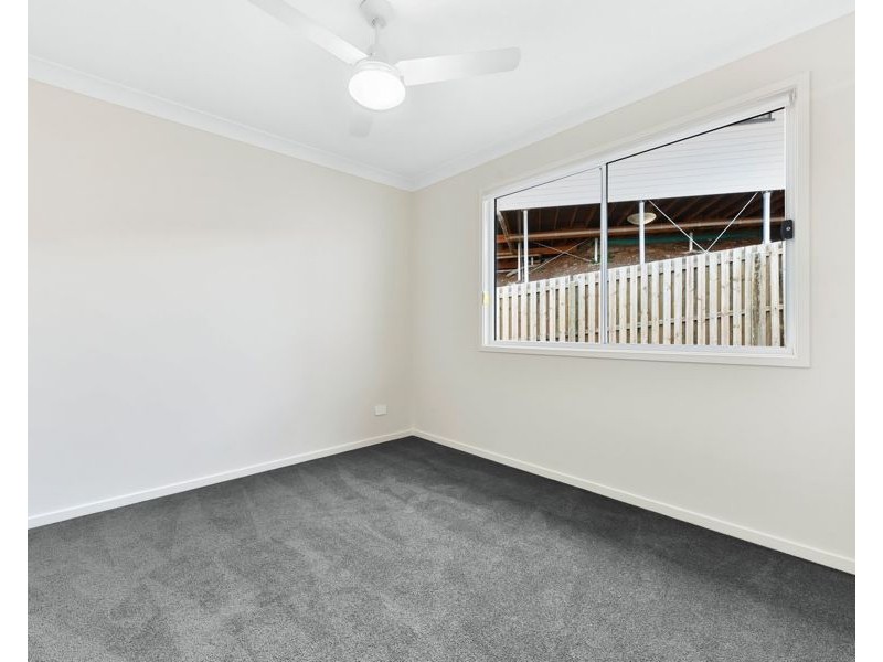 1 Kershaw Close, Cranley QLD 4350