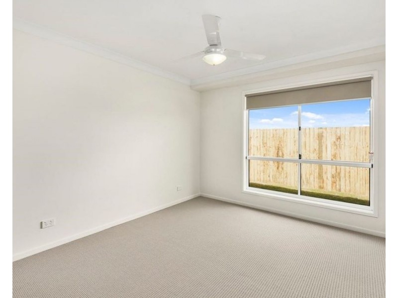 2/4 Ivy Court, Glenvale QLD 4350