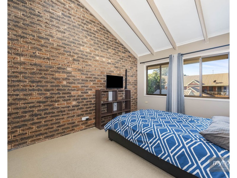 5/367-369 Margaret Street, Newtown QLD 4350